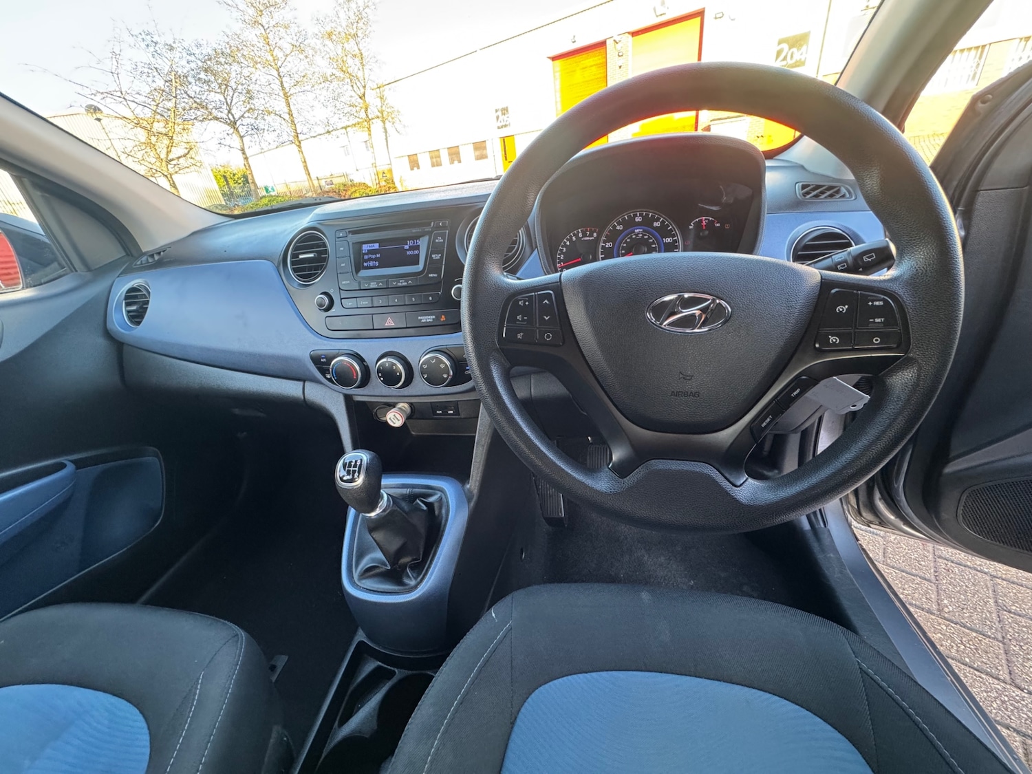 Used Hyundai i10 2014 for sale - 77022264: Photo 10