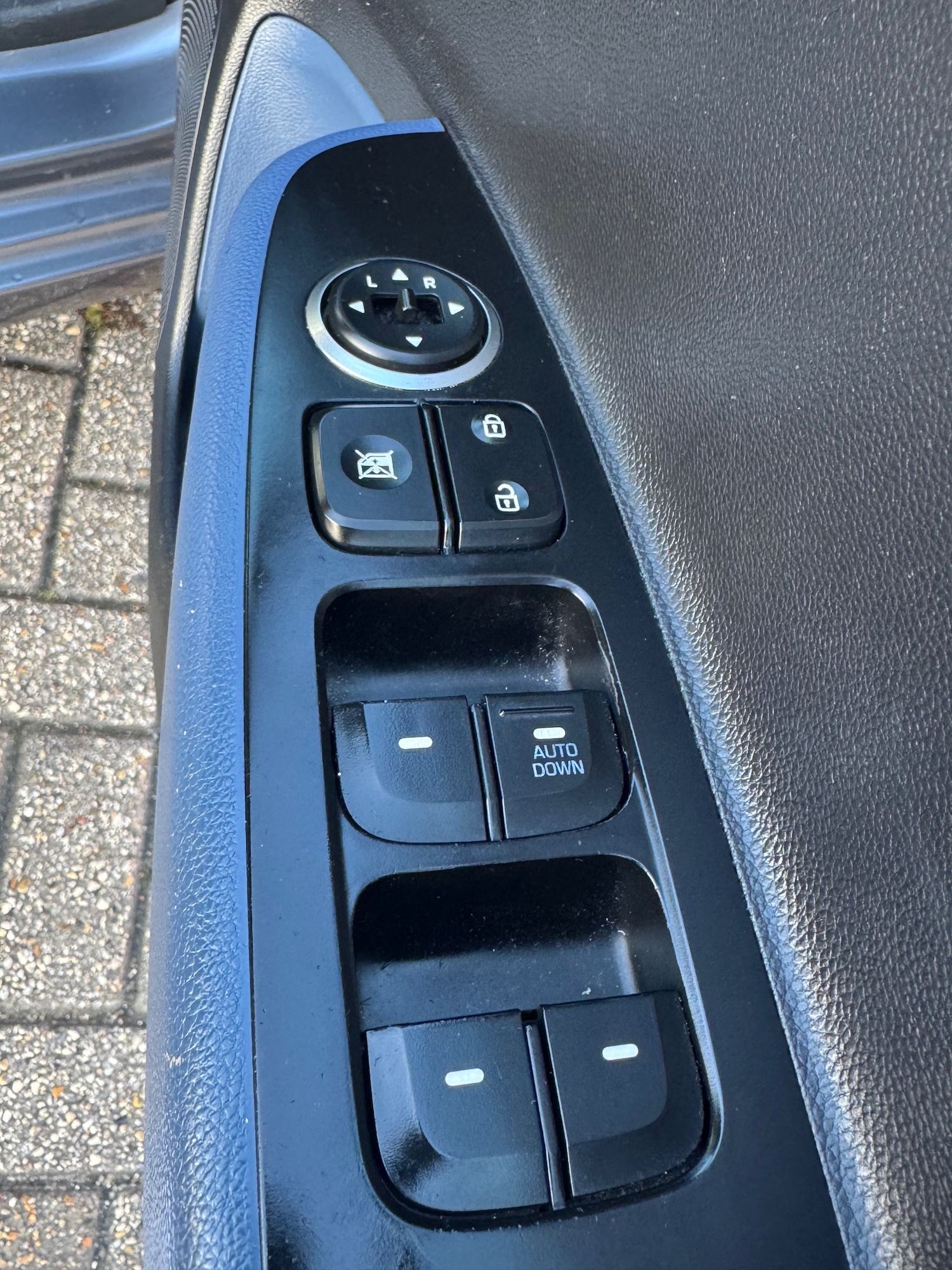 Used Hyundai i10 2014 for sale - 77022264: Photo 14