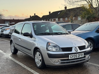 Used Renault Clio 2005 for sale - 76909034: Photo