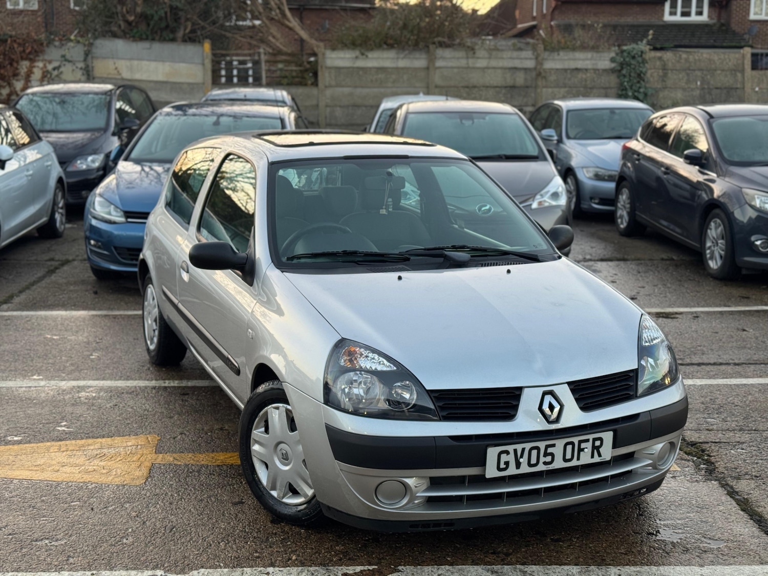 Used Renault Clio 2005 for sale - 76909034: Photo 4
