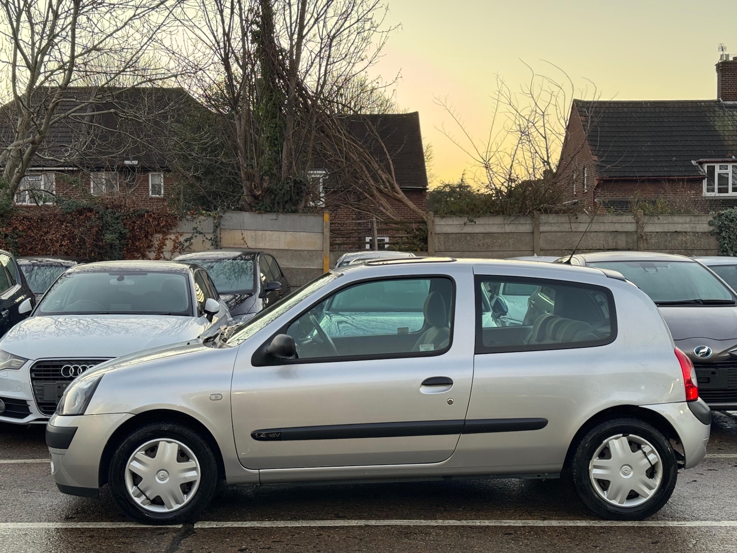 Used Renault Clio 2005 for sale - 76909034: Photo 6