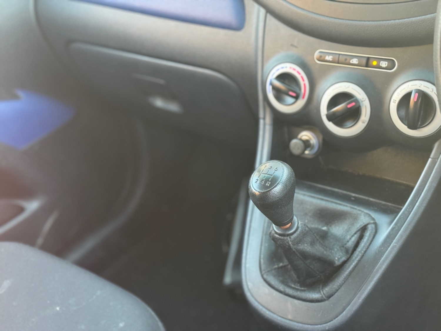 Used Hyundai i10 2009 for sale - 76791203: Photo 15