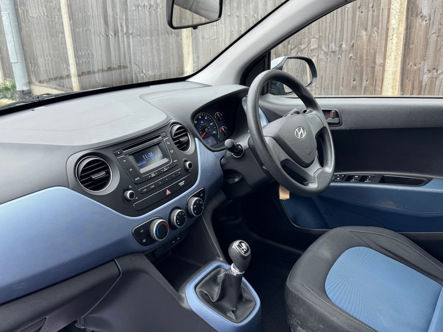 Used Hyundai i10 2014 for sale - 77792995: Photo 13