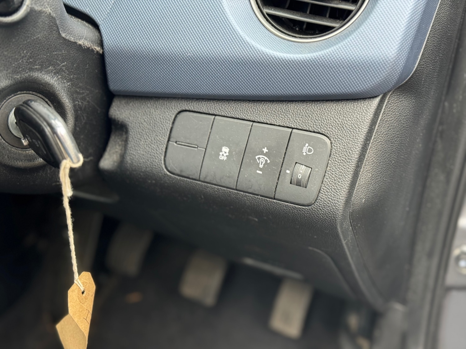 Used Hyundai i10 2014 for sale - 77792995: Photo 19