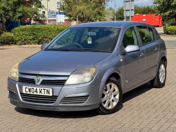 Cheap Vauxhall Astra 2004 (04) - 1.6i 16V Club 5dr for sale in Ashford, Surrey