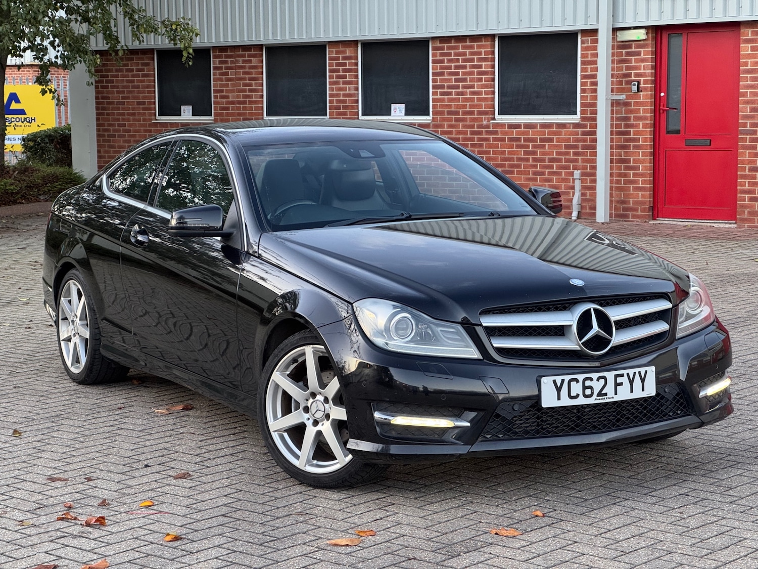 Used Mercedes-Benz C Class 2012 for sale - 76519531: Photo 1