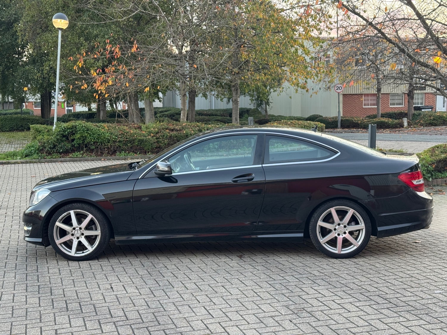 Used Mercedes-Benz C Class 2012 for sale - 76519531: Photo 5