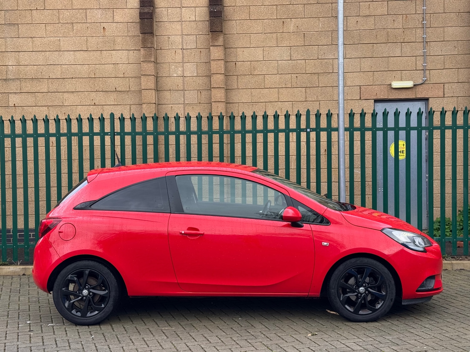 Used Vauxhall Corsa 2015 for sale - 77469459: Photo 4