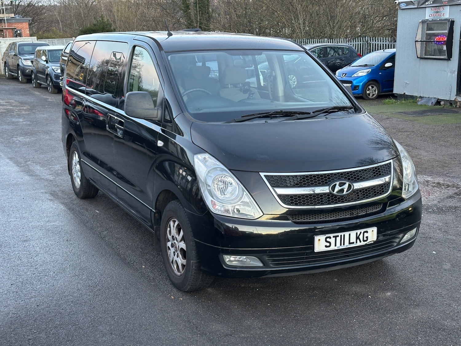 Used Hyundai i800 2011 for sale - 77127693: Photo 1