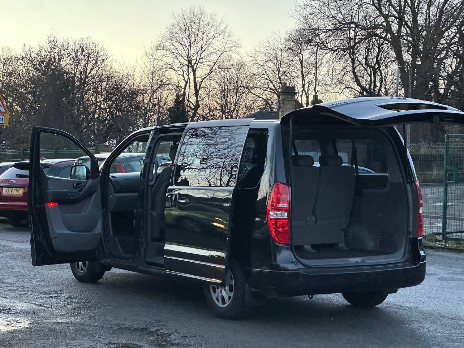 Used Hyundai i800 2011 for sale - 77127693: Photo 25