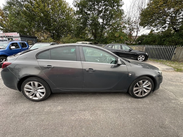 Used Vauxhall Insignia 2014 for sale - 76275960: Photo 9