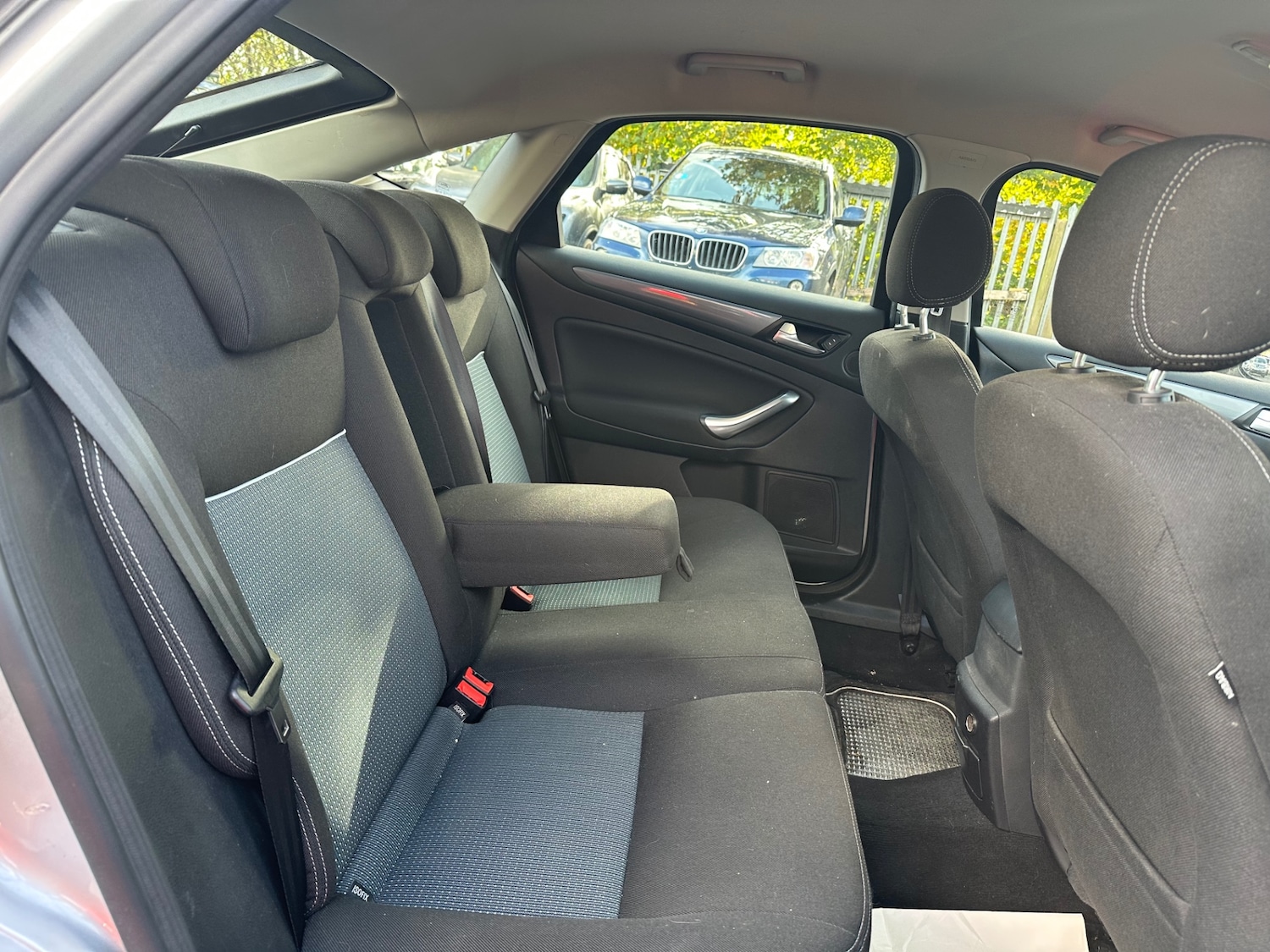 Used Ford Mondeo 2012 for sale - 76403312: Photo 17