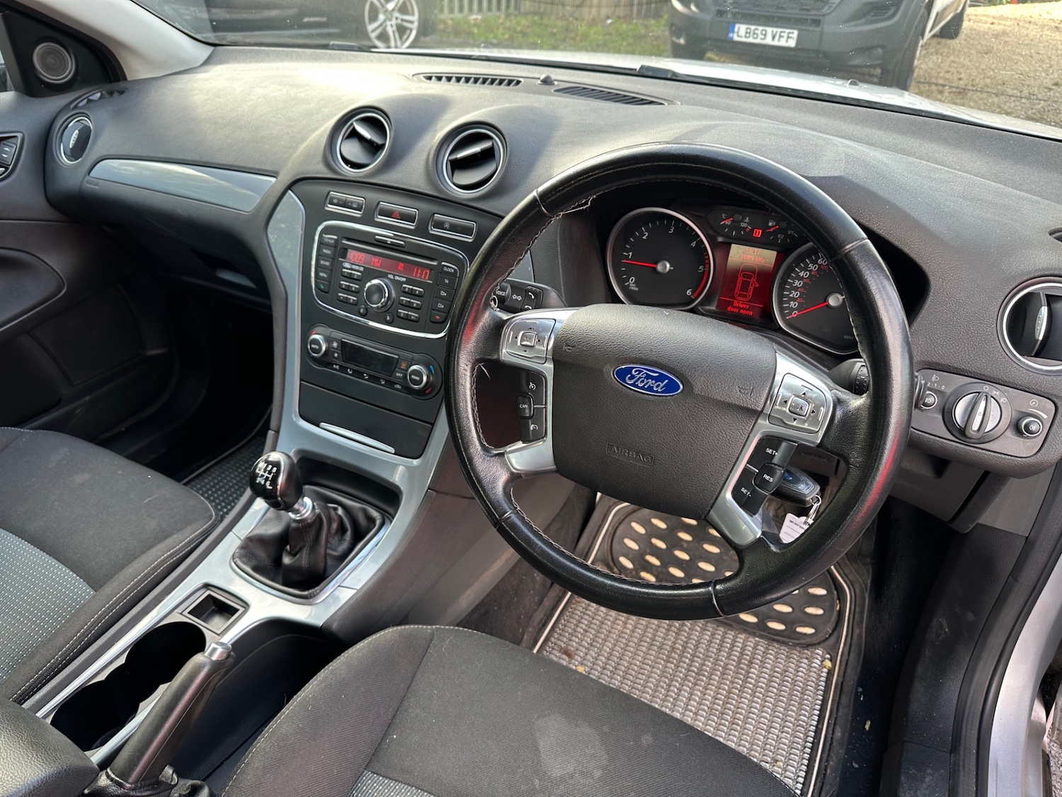 Used Ford Mondeo 2012 for sale - 76403312: Photo 21