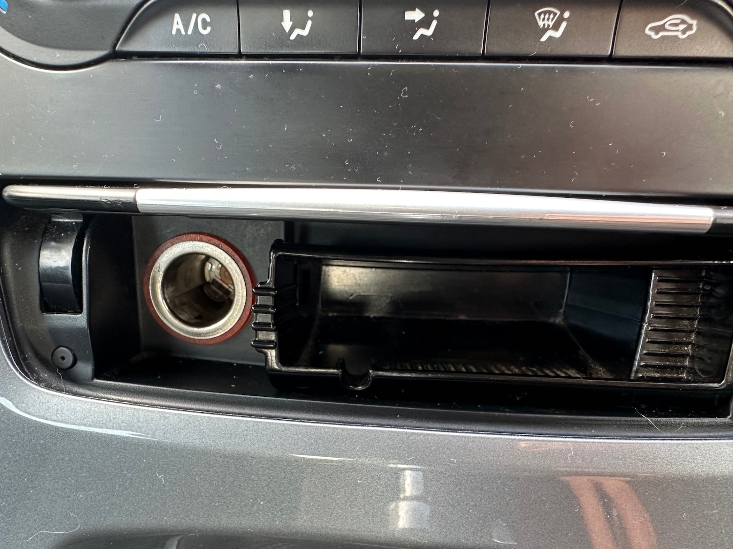 Used Ford Mondeo 2012 for sale - 76403312: Photo 28