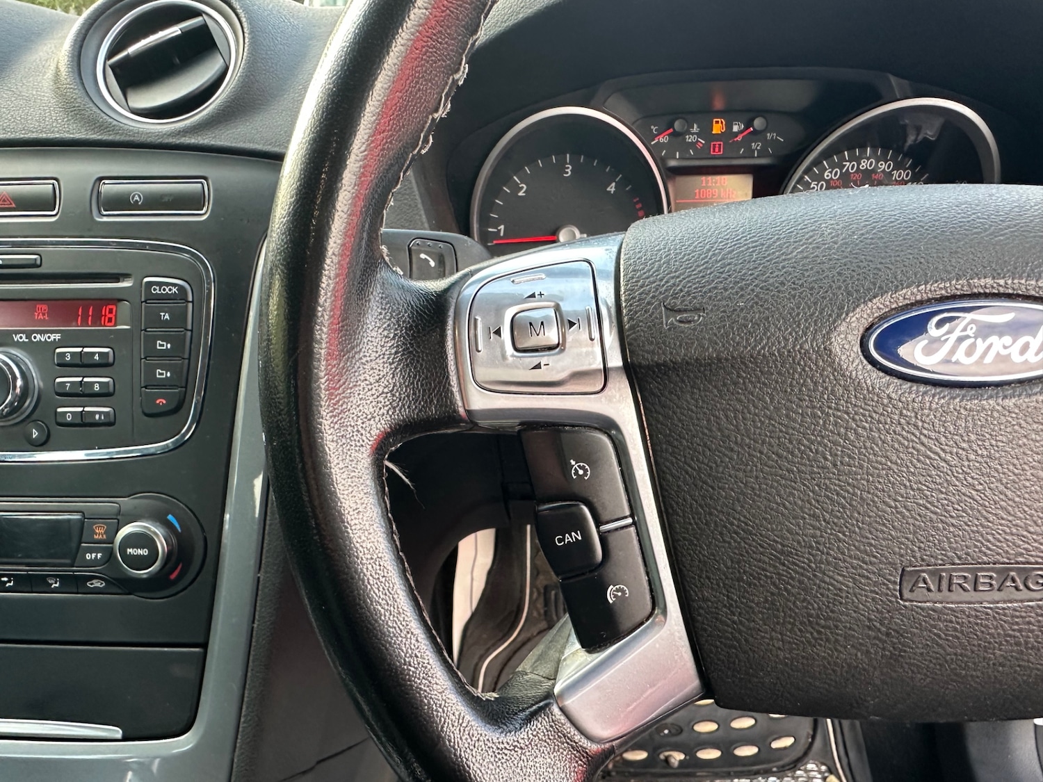 Used Ford Mondeo 2012 for sale - 76403312: Photo 31