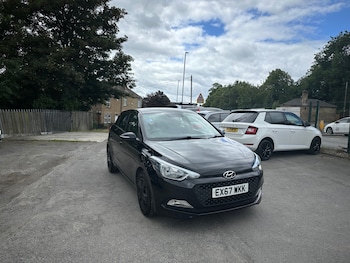 Used Hyundai i20 2017 for sale - 78904447: Photo