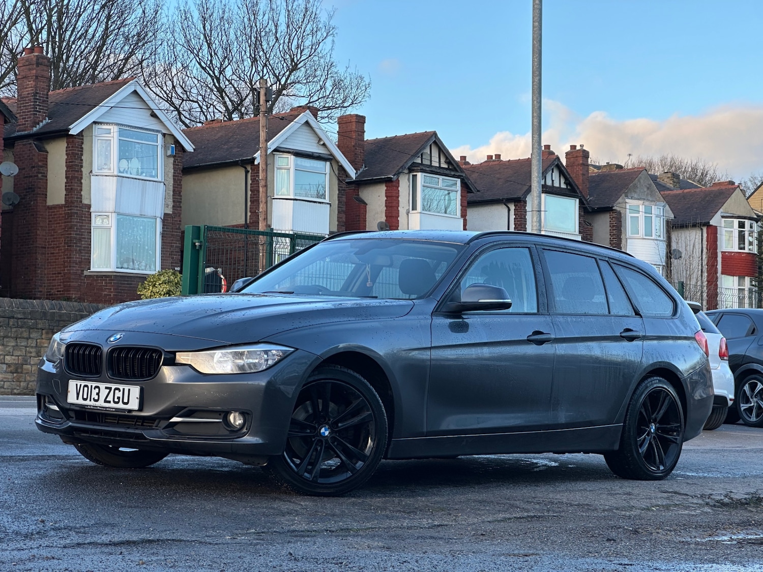 Used BMW 3 Series 2013 for sale - 77008922: Photo 2