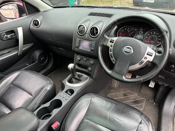 Used Nissan Qashqai 2011 for sale - 76299517: Photo 22