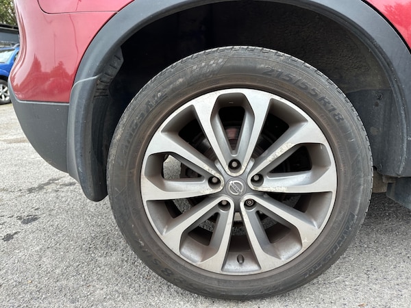 Used Nissan Qashqai 2011 for sale - 76299517: Photo 43