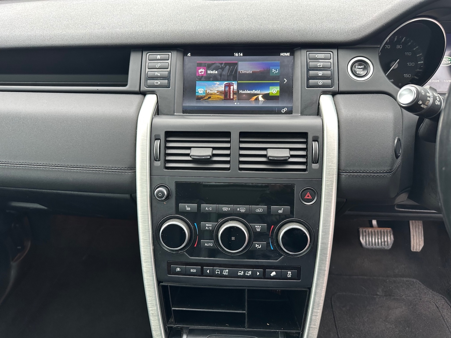 Used Land Rover Discovery Sport 2015 for sale - 77854471: Photo 13