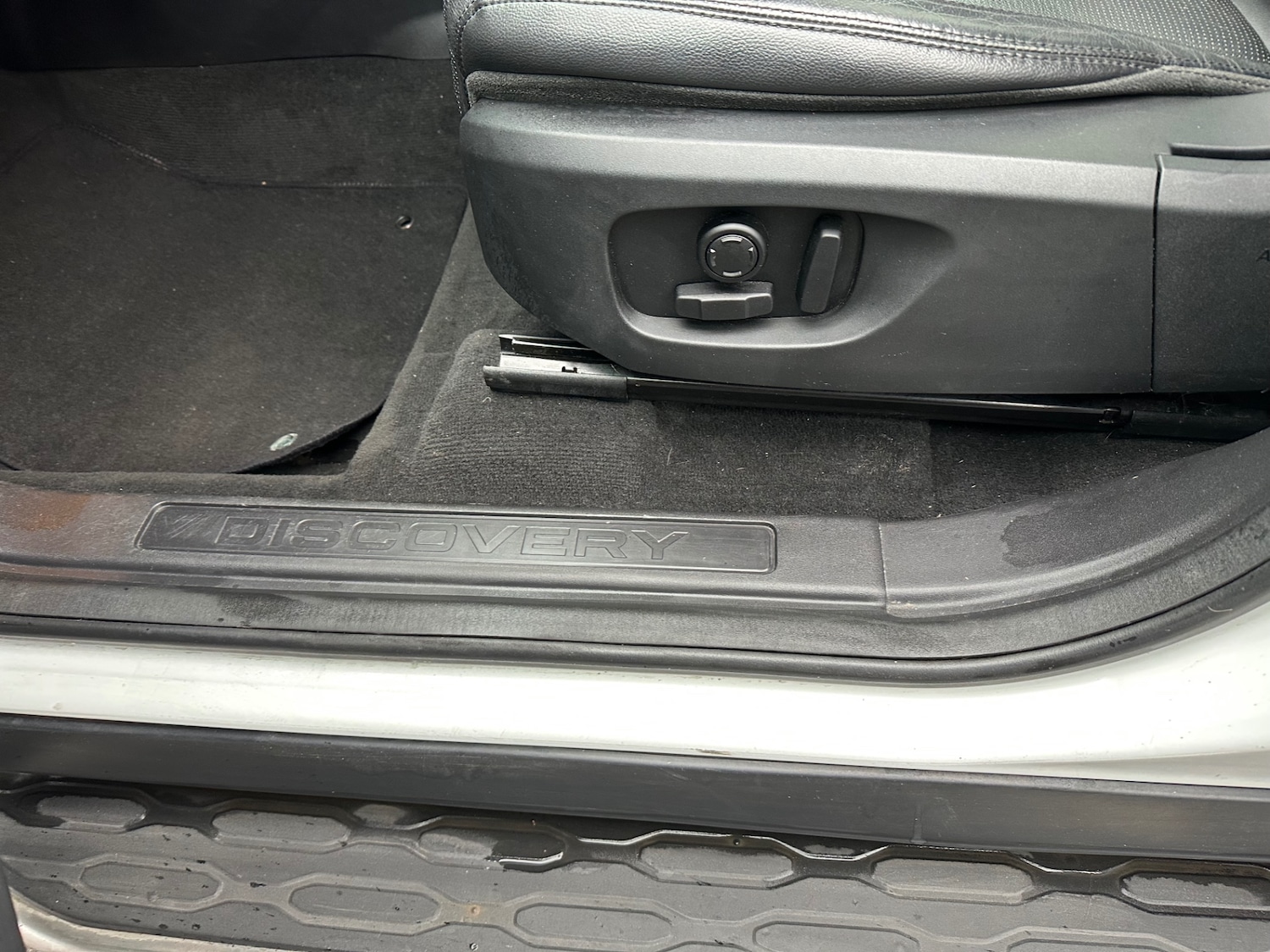 Used Land Rover Discovery Sport 2015 for sale - 77854471: Photo 15