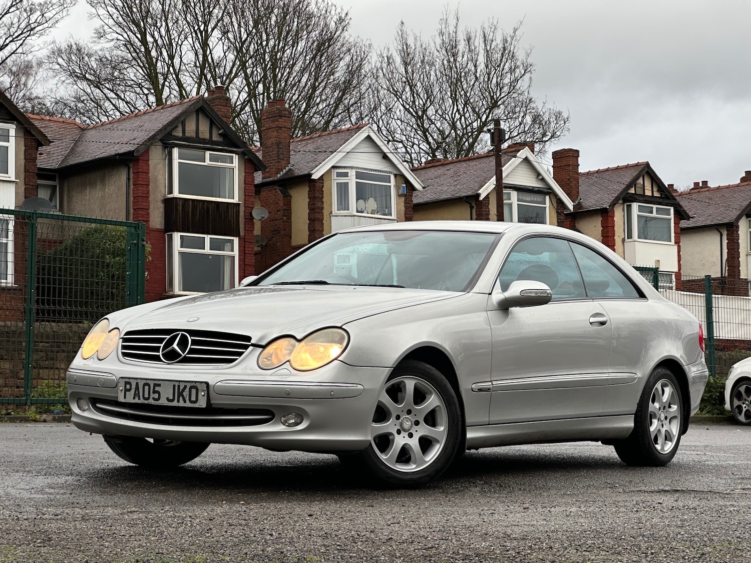 Used Mercedes-Benz CLK 2005 for sale - 76891935: Photo 1