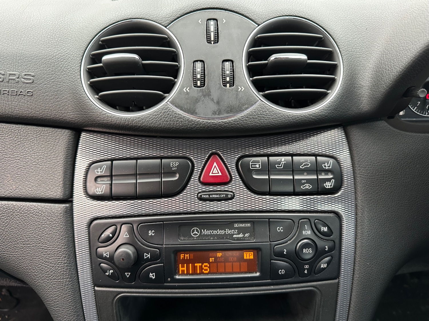 Used Mercedes-Benz CLK 2005 for sale - 76891935: Photo 13