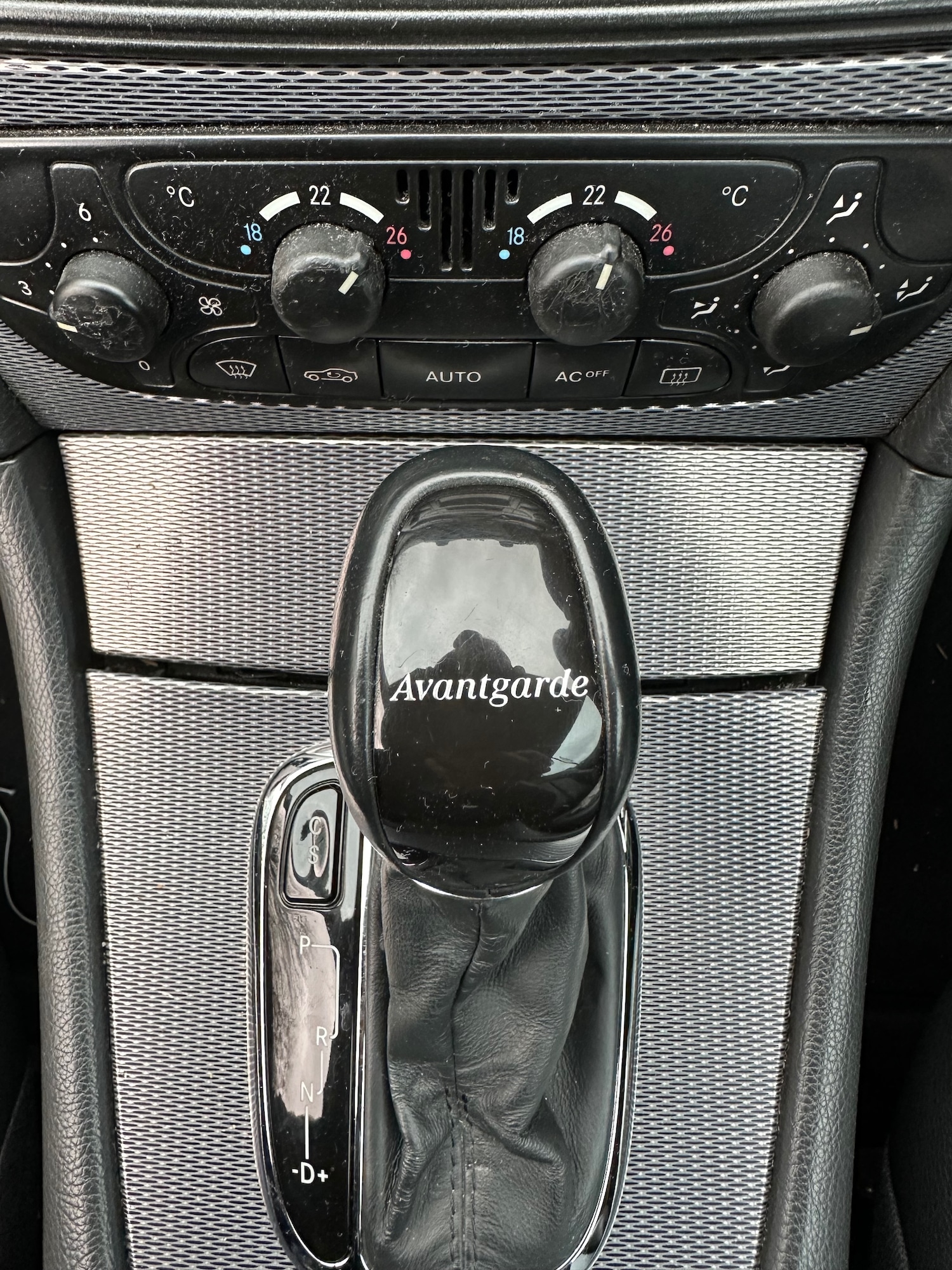 Used Mercedes-Benz CLK 2005 for sale - 76891935: Photo 14