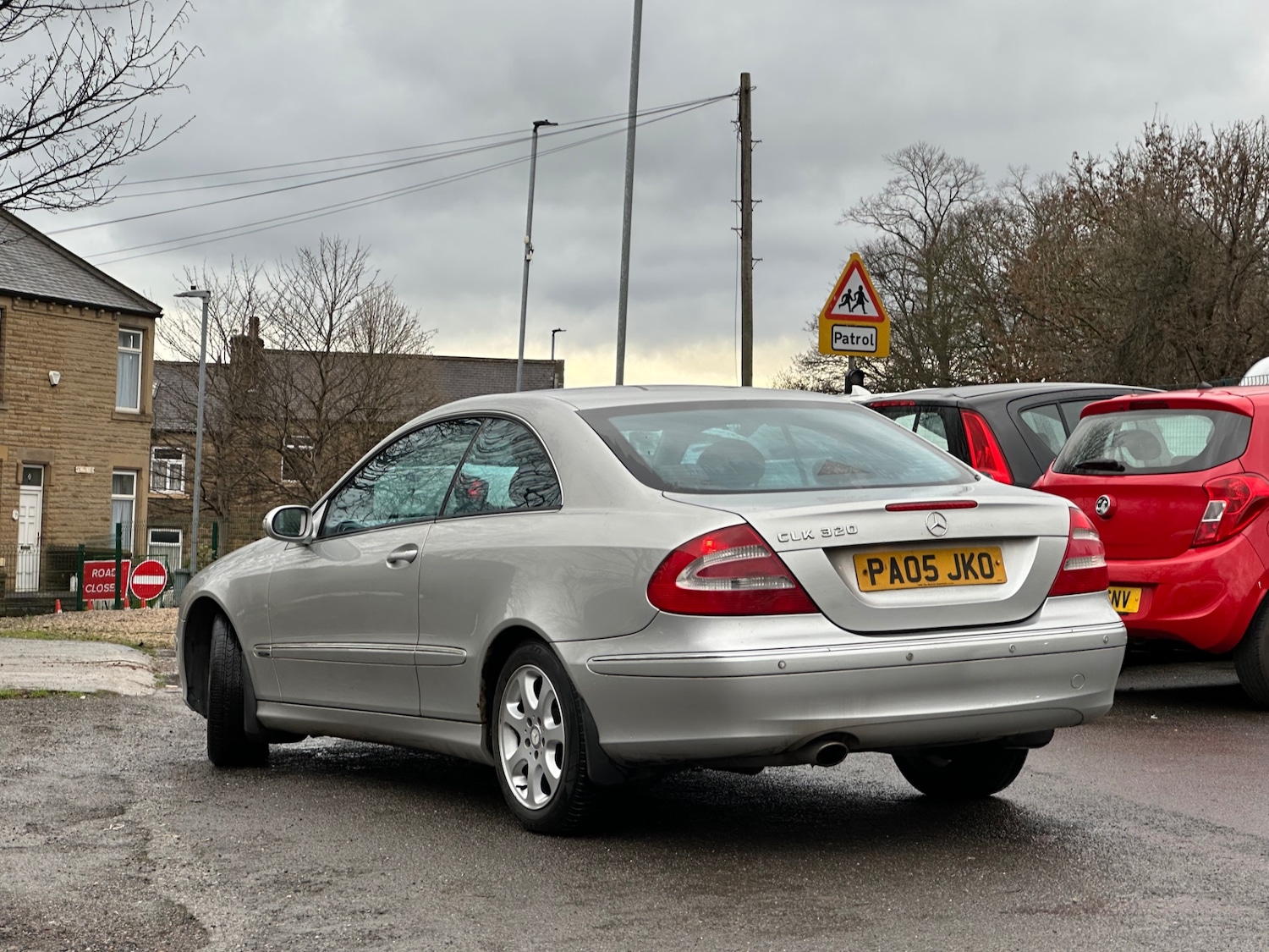 Used Mercedes-Benz CLK 2005 for sale - 76891935: Photo 5