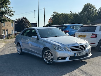 Used Mercedes-Benz E Class 2011 for sale - 79025795: Photo