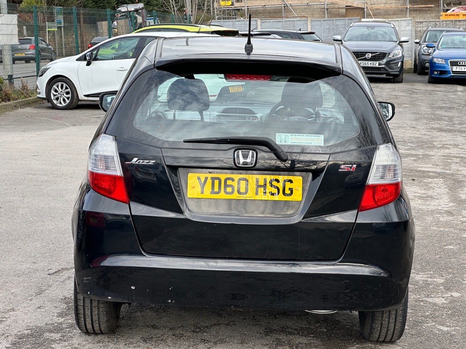 Used Honda Jazz 2010 for sale - 77630960: Photo 6