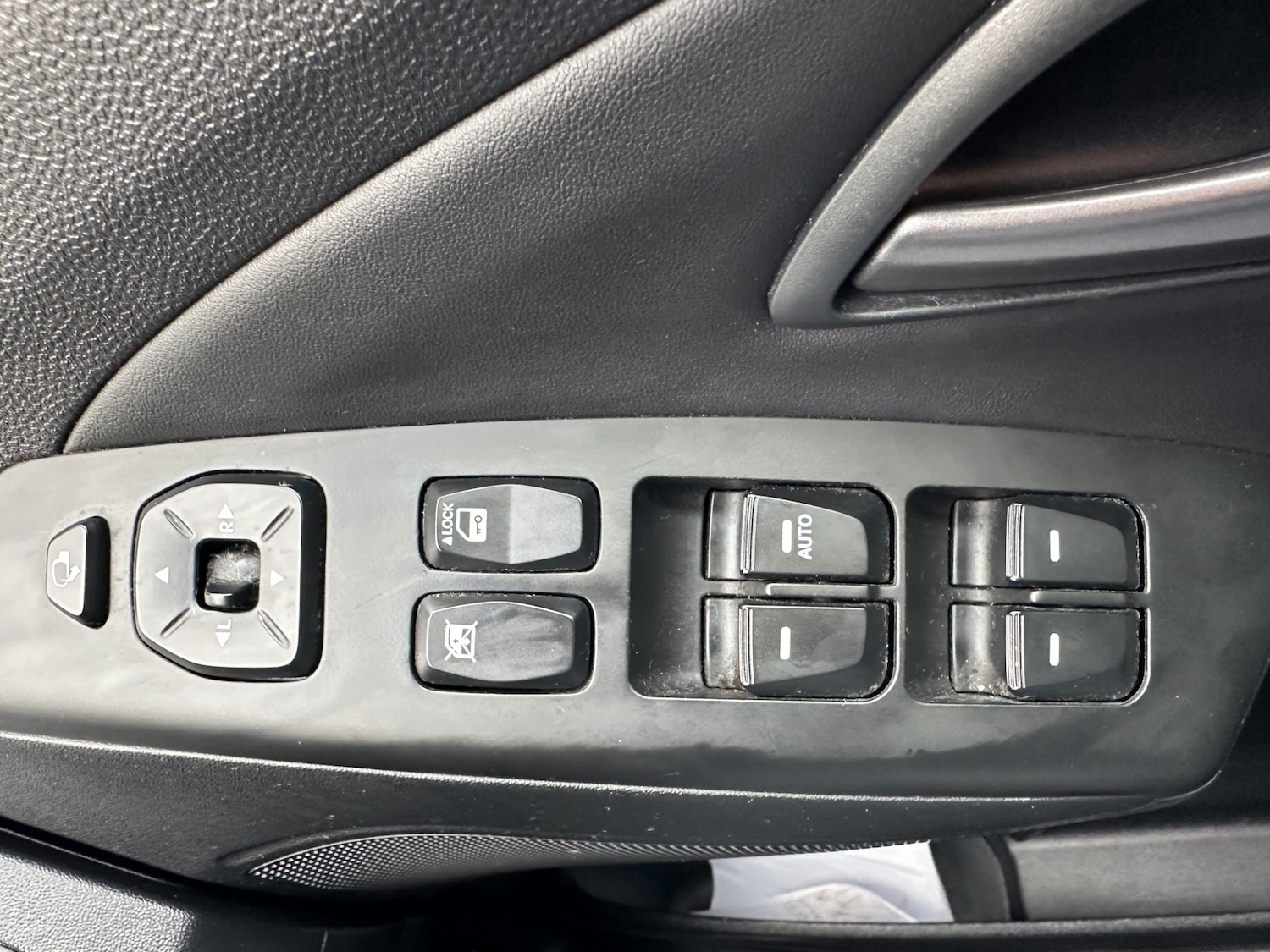 Used Hyundai Ix35 2015 for sale - 76219491: Photo 34