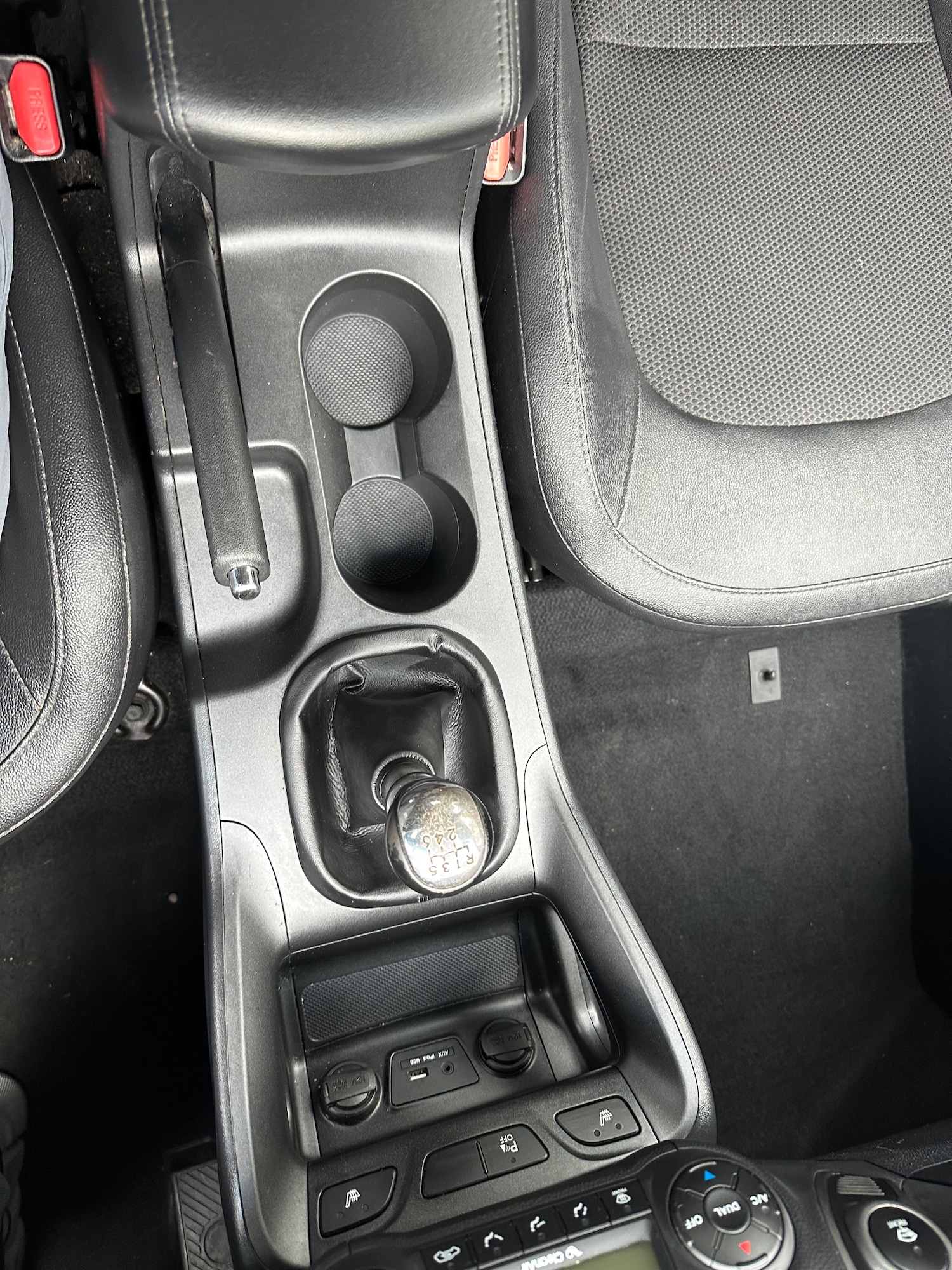 Used Hyundai Ix35 2015 for sale - 76219491: Photo 36