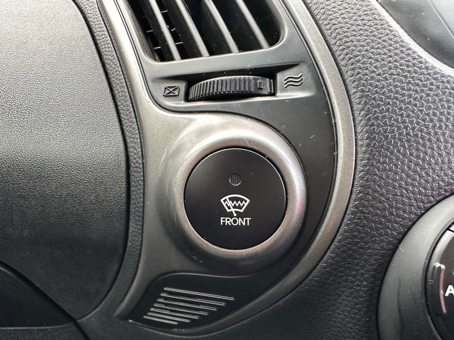 Used Hyundai Ix35 2015 for sale - 76219491: Photo 44