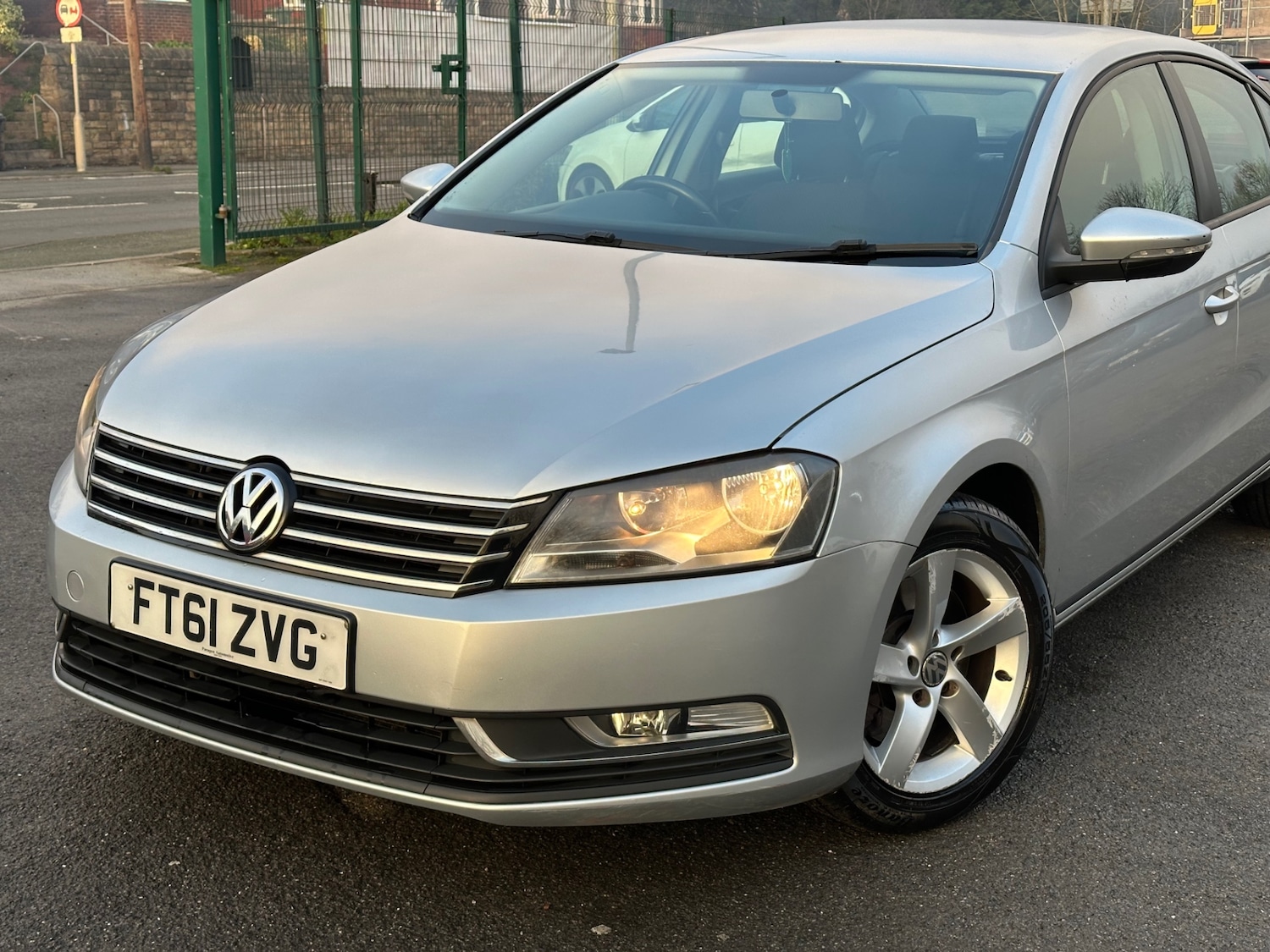 Used Volkswagen Passat 2012 for sale - 77012977: Photo 3