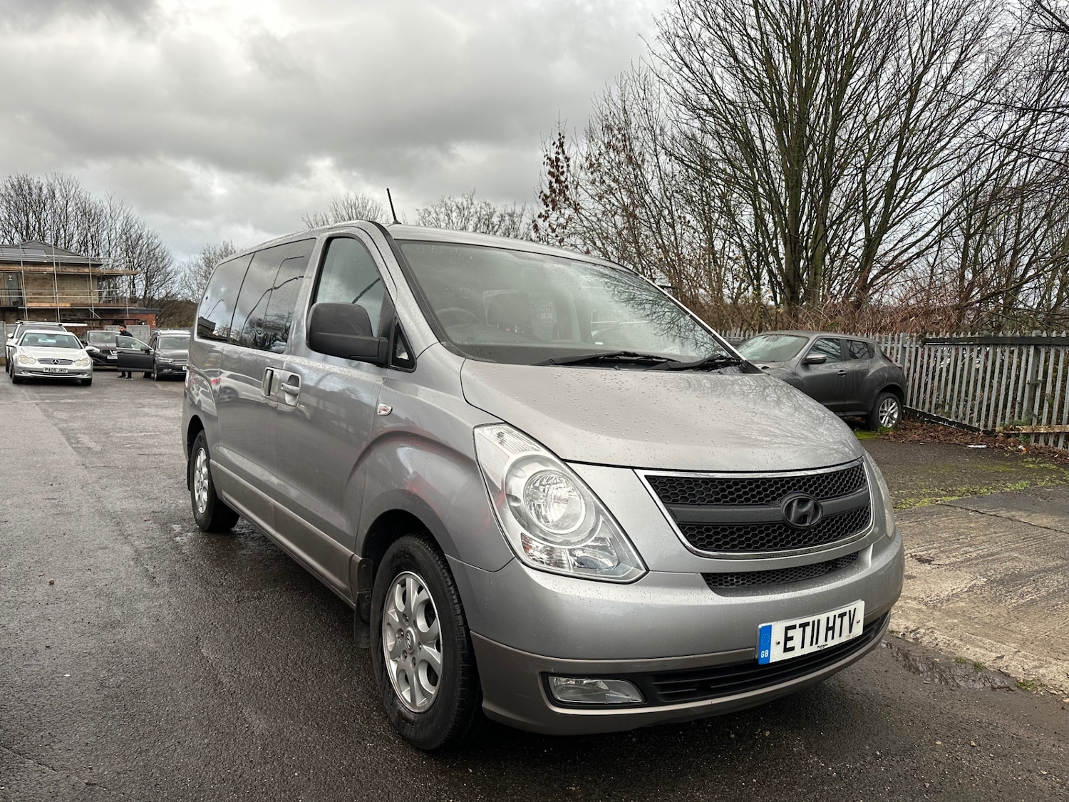 Used Hyundai i800 2011 for sale - 76894502: Photo 1