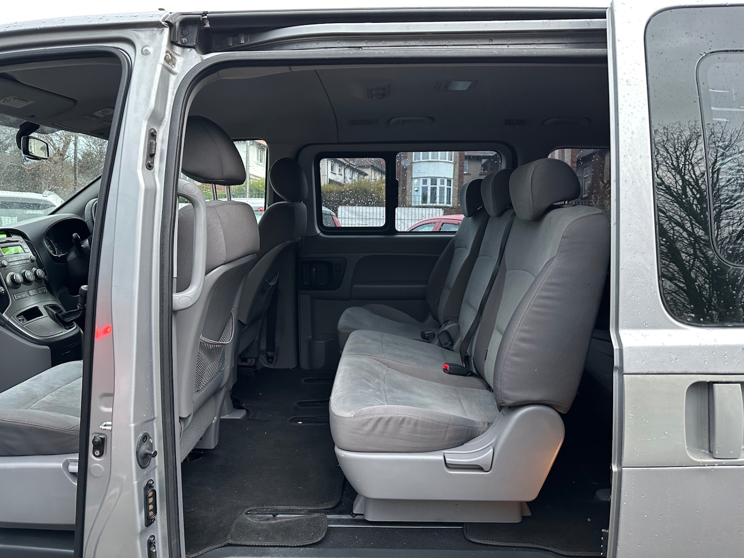 Used Hyundai i800 2011 for sale - 76894502: Photo 12