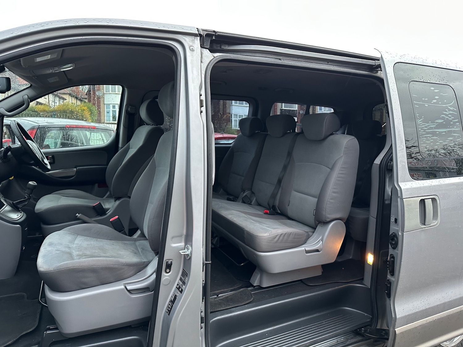 Used Hyundai i800 2011 for sale - 76894502: Photo 14