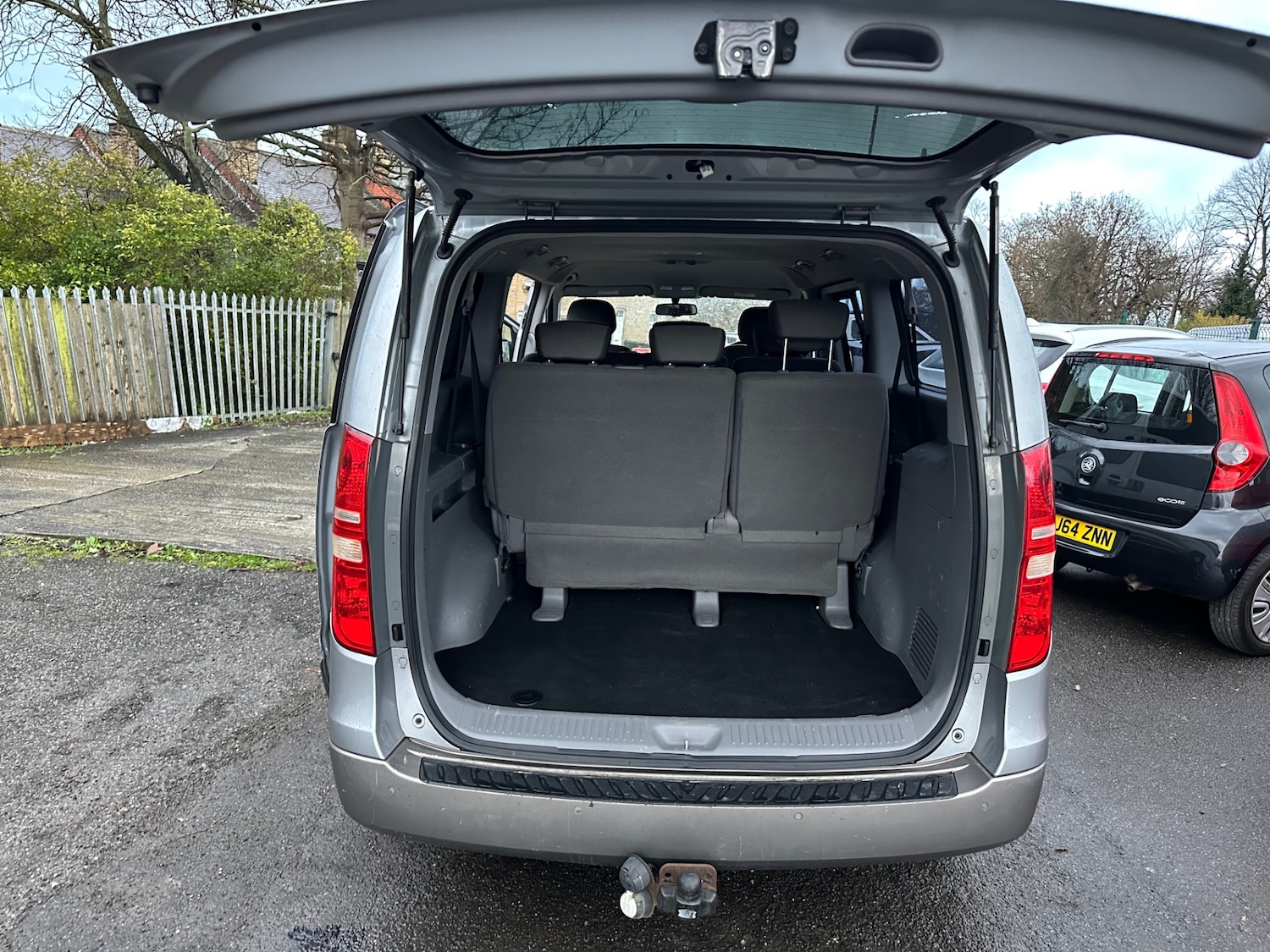 Used Hyundai i800 2011 for sale - 76894502: Photo 17