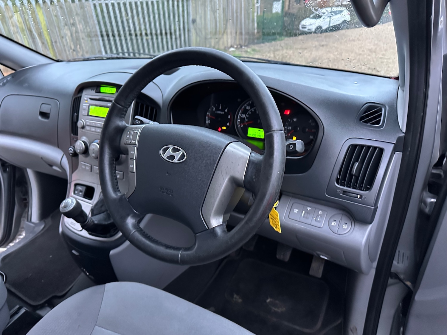 Used Hyundai i800 2011 for sale - 76894502: Photo 22