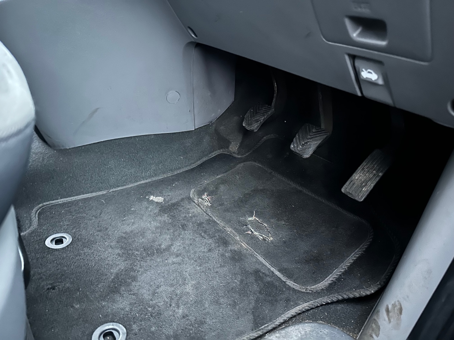 Used Hyundai i800 2011 for sale - 76894502: Photo 23