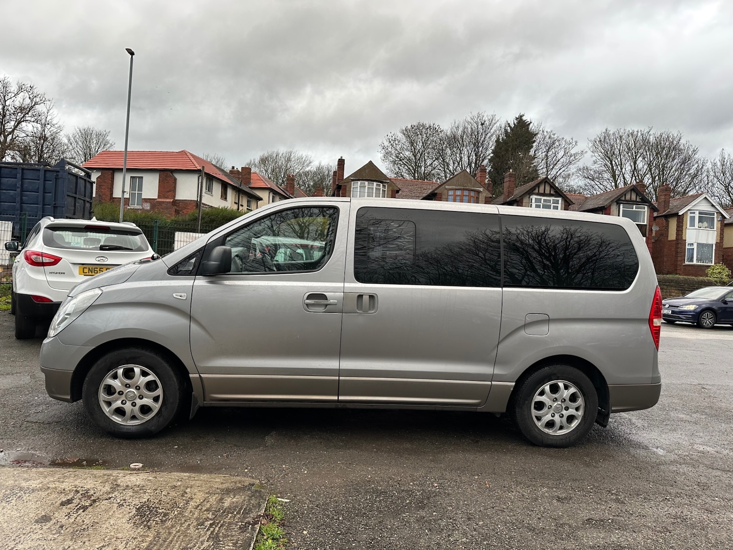 Used Hyundai i800 2011 for sale - 76894502: Photo 5