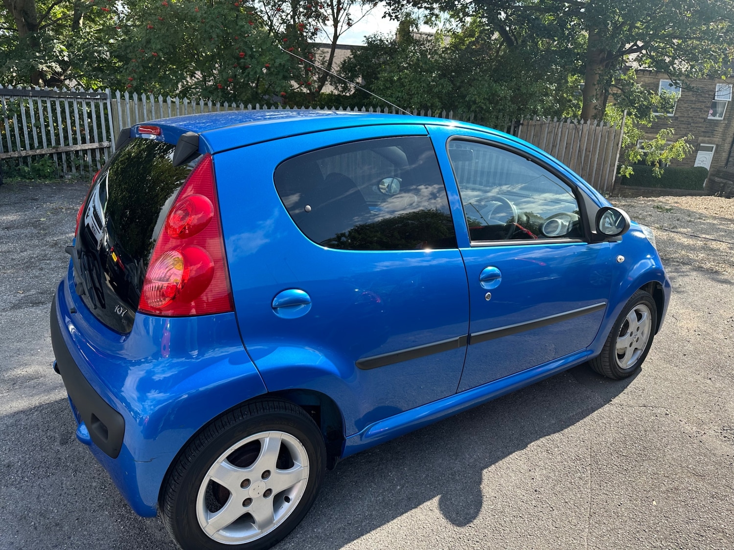 Used Peugeot 107 2011 for sale - 75724981: Photo 11