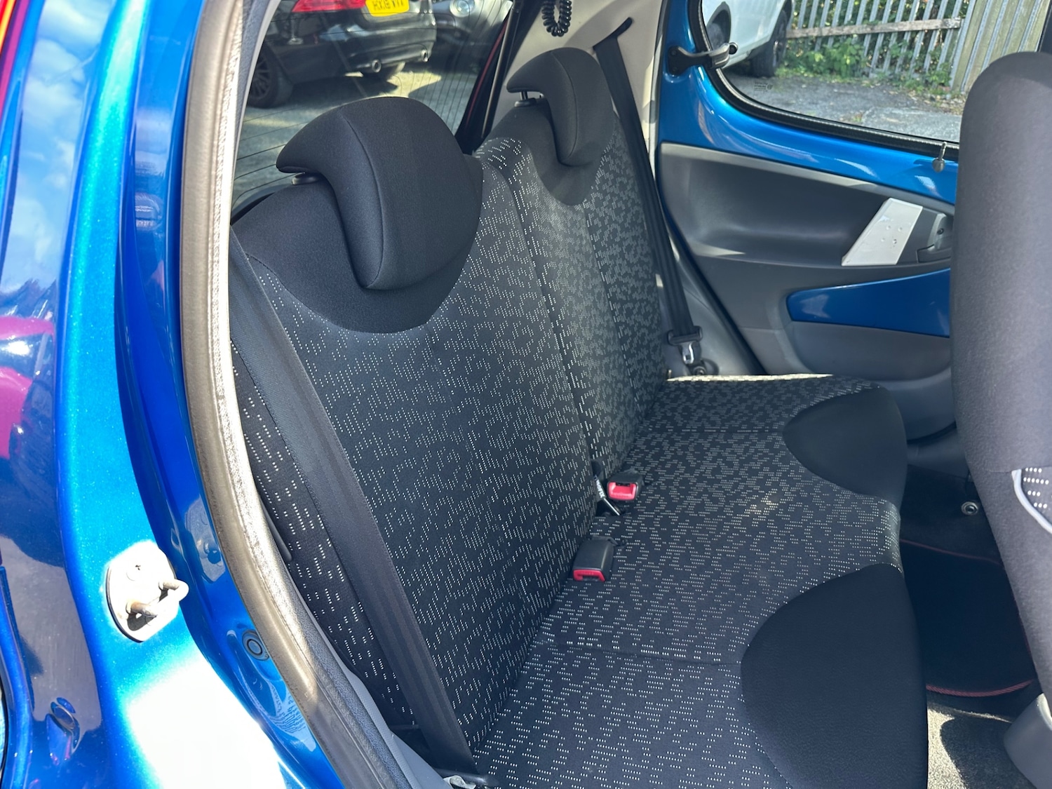 Used Peugeot 107 2011 for sale - 75724981: Photo 24