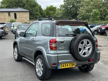 Used Toyota RAV4 2004 for sale - 79112126: Photo