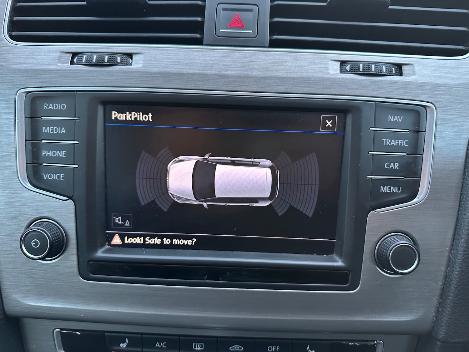 Used Volkswagen Golf 2016 for sale - 77271926: Photo 34