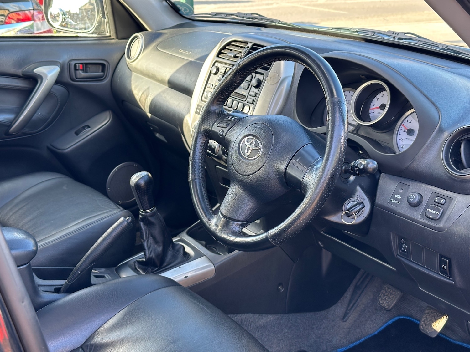 Used Toyota RAV4 2004 for sale - 77890535: Photo 10