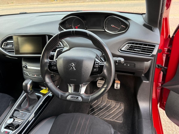 Used Peugeot 308 2017 for sale - 74489306: Photo 8