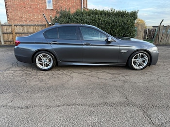 Used BMW 5 Series 2016 for sale - 76935938: Photo