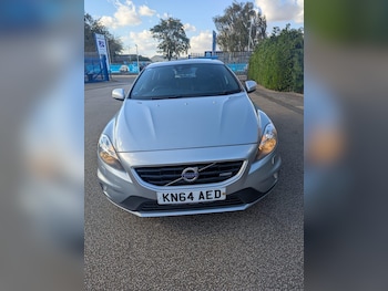 Used Volvo V40 2015 for sale - 75493443: Photo